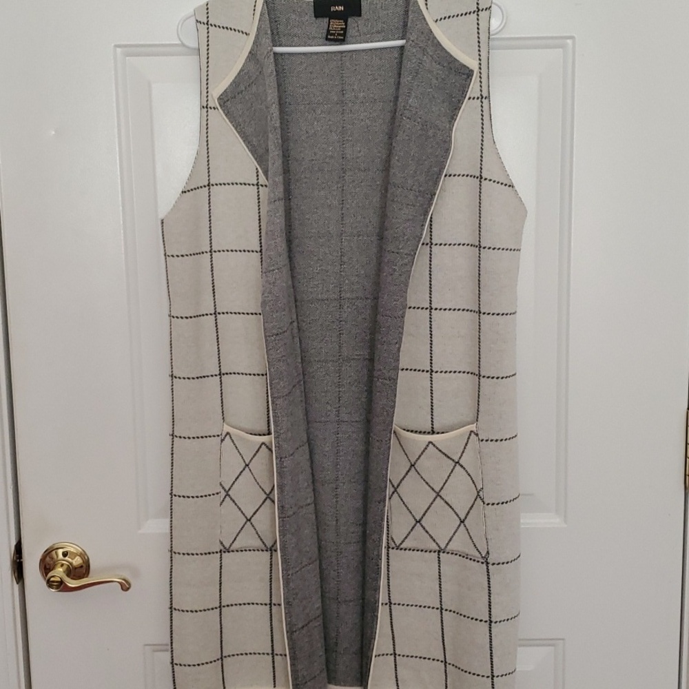 Rain Women's Gray and Cream Plaid Long  Vest
